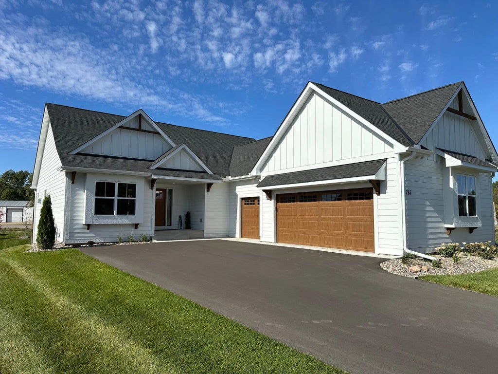 1767 Campfire Drive W, Waconia