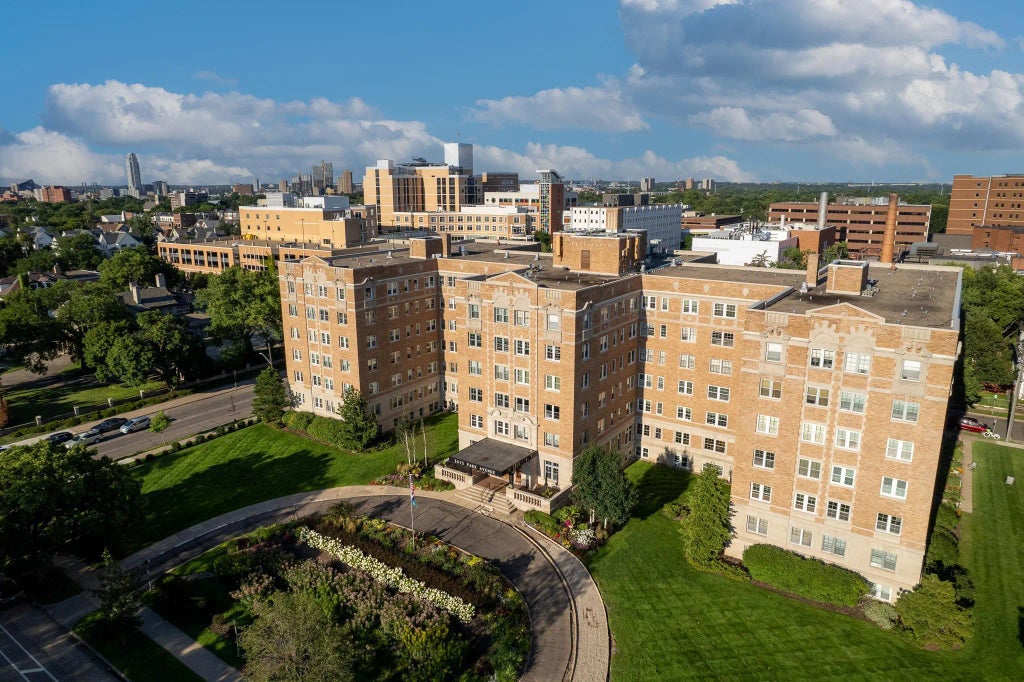 2615 Park Avenue 112, Minneapolis