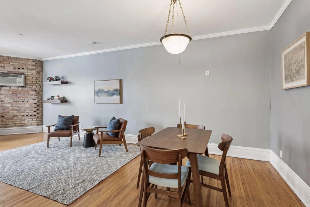 1204 Harmon Place 24, Minneapolis