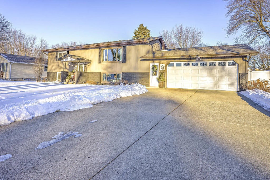 801 S Chandler Avenue, Litchfield