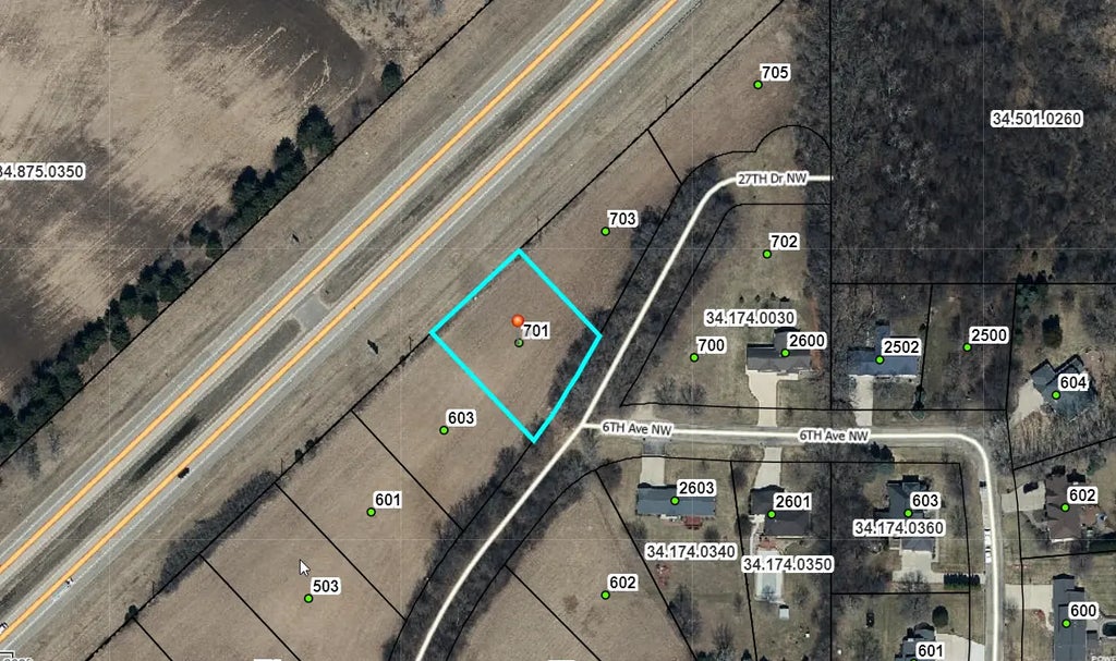 701 27th Drive Nw, Austin