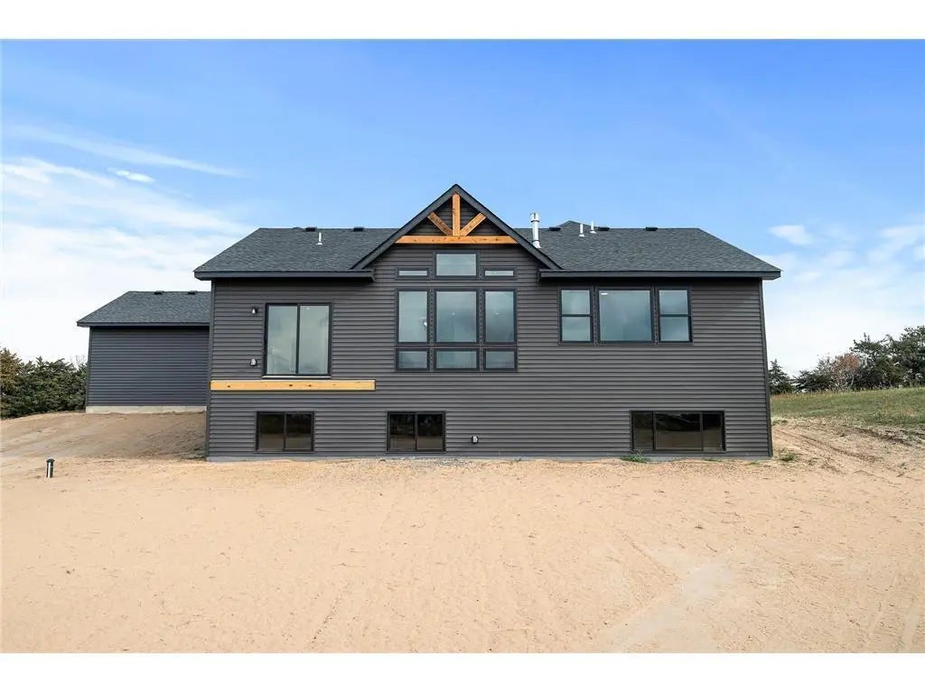 Xxx Van Buren Street Ne, Ham Lake