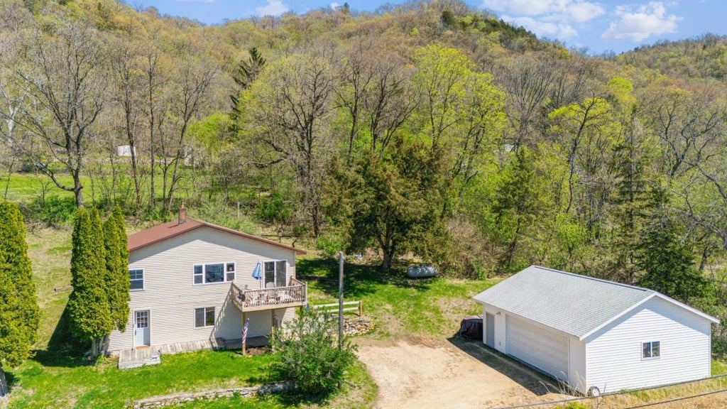 260 N State Road 35, Alma