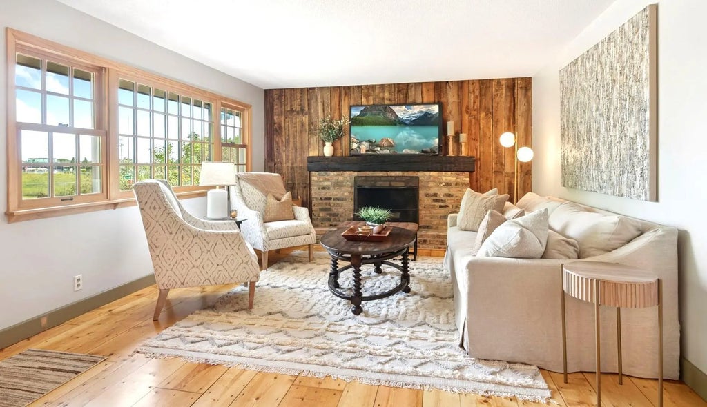 5005 W 60th Street, Edina