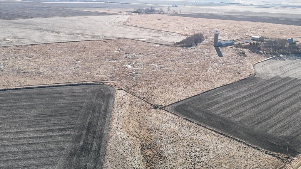 Xxx 40th Ave, Eden Twp