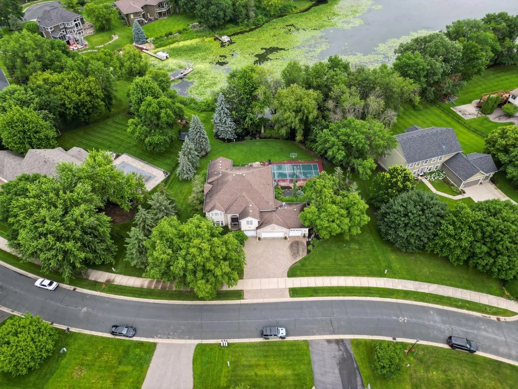 17558 George Moran Drive, Eden Prairie