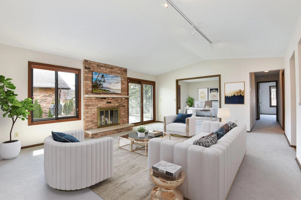 1021 Yuma Lane N, Plymouth