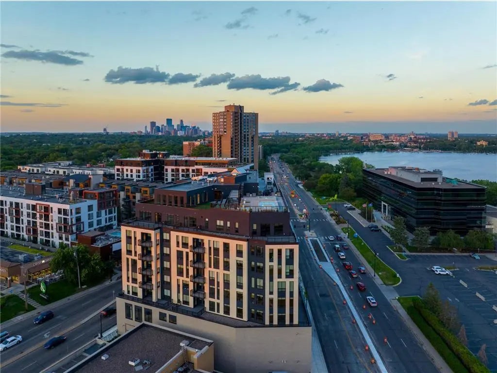 3012 Excelsior Boulevard 805, Minneapolis