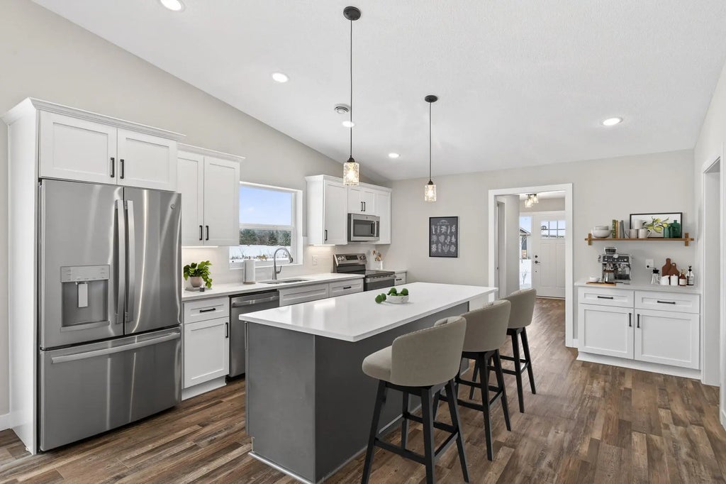 31720 Madison Road, Lindstrom