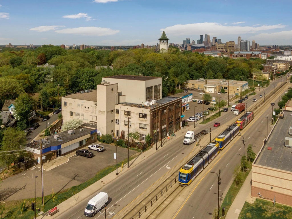 3338 University Avenue Se, Minneapolis