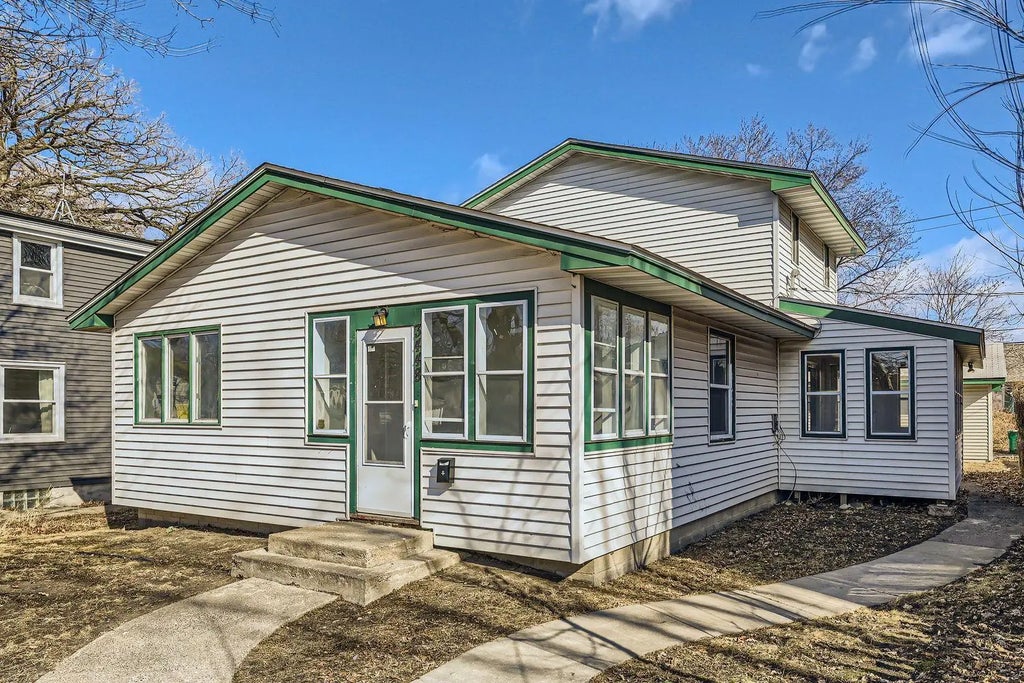 3448 Grimes Avenue N, Robbinsdale