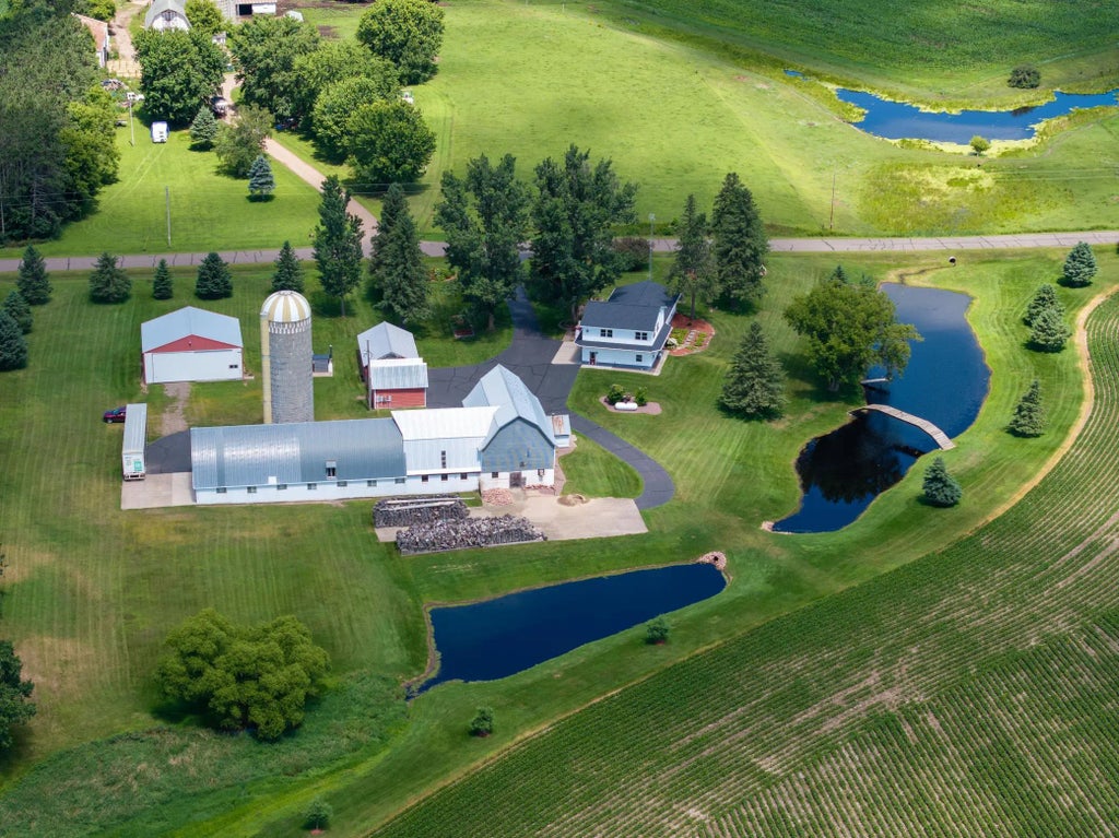 2451 25th Avenue, Cedar Lake Twp