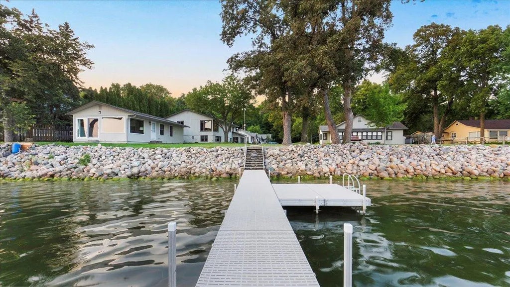 1744 Old County Road 120 Ne 3, Alexandria