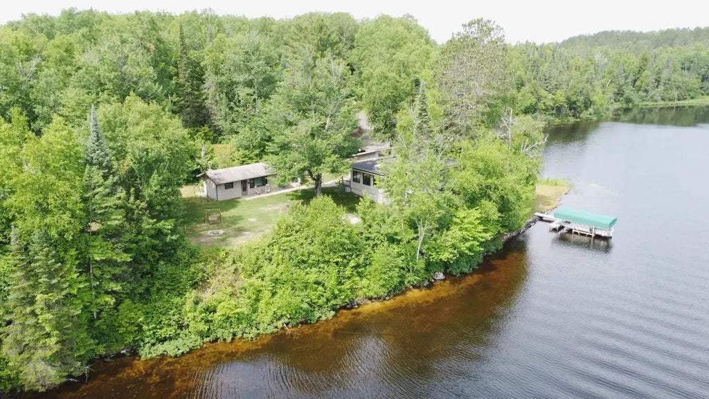 7582 Green Rock Road, Bearville Twp