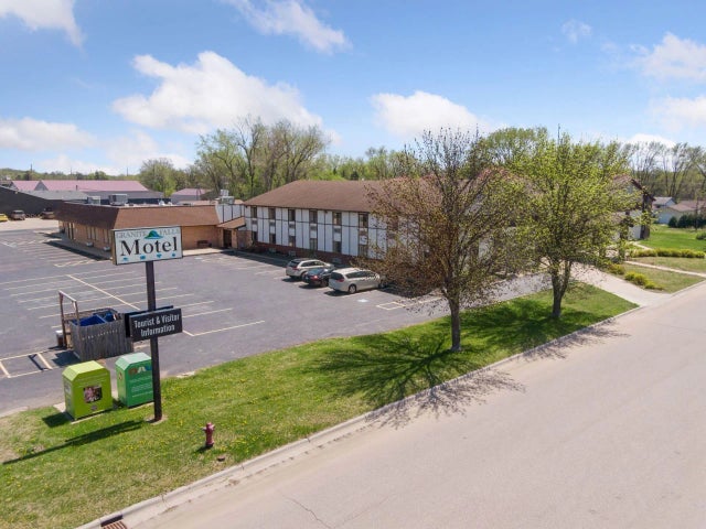 845 Us 212 W, Granite Falls