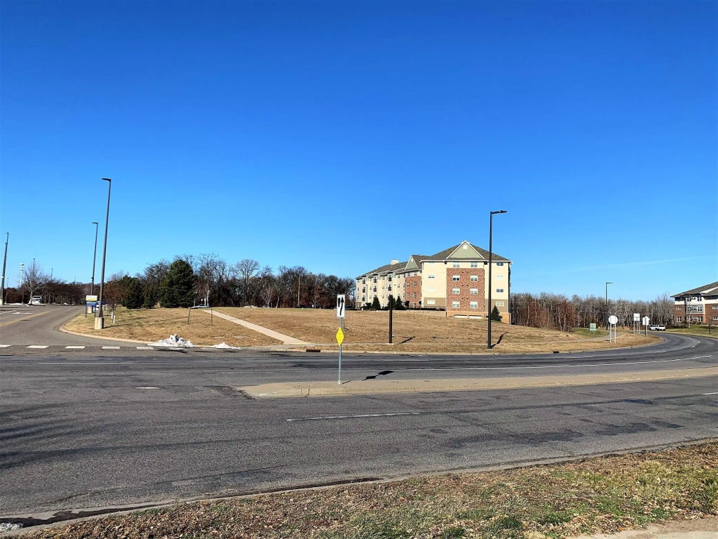 17226 Twin Lakes Rd, Elk River