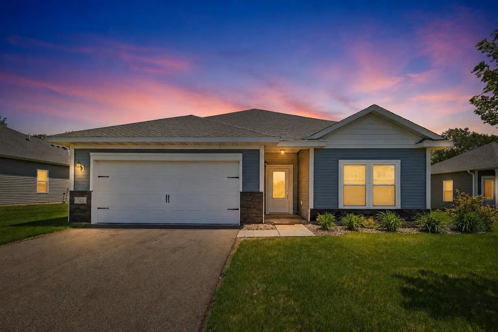 311 Florence Avenue S, Annandale