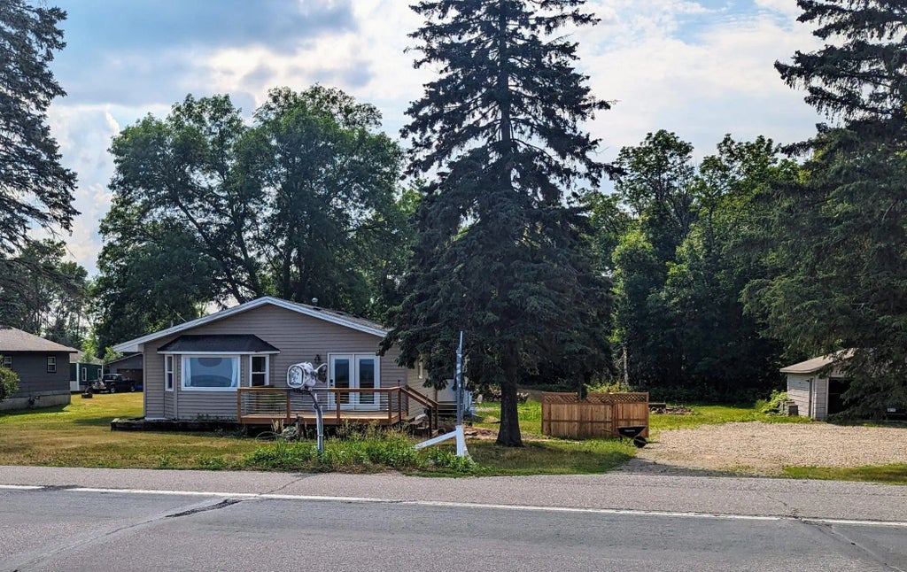 7515 Us Highway 169, Garrison Twp