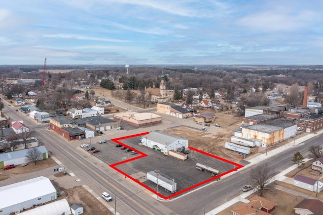 650 Creamery Avenue N, Browerville