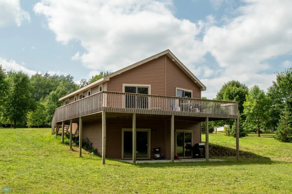 26217 Rice Lake Trail, Holmesville Twp