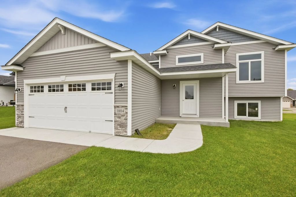 1804 6th Street N, Sartell