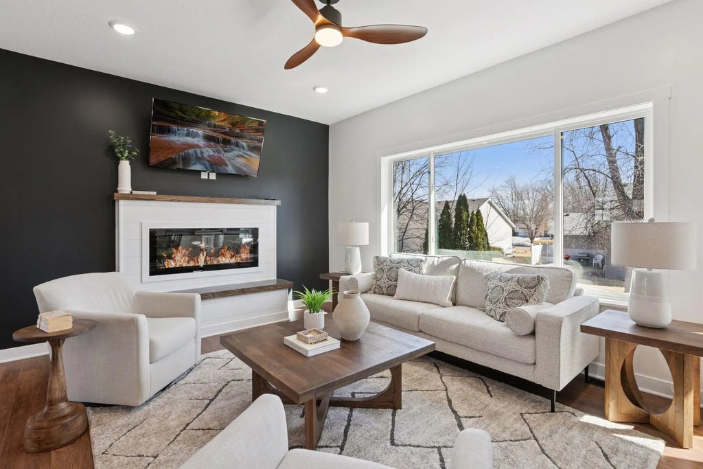 1251 Bellflower Lane Ne, Owatonna