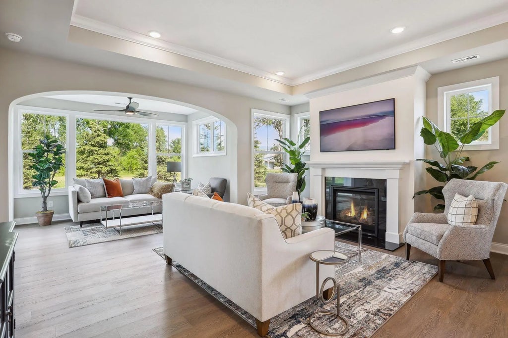 3729 Queensland Lane N, Plymouth