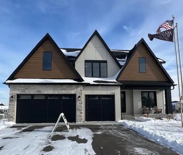 11068 Kingsview N, Dayton