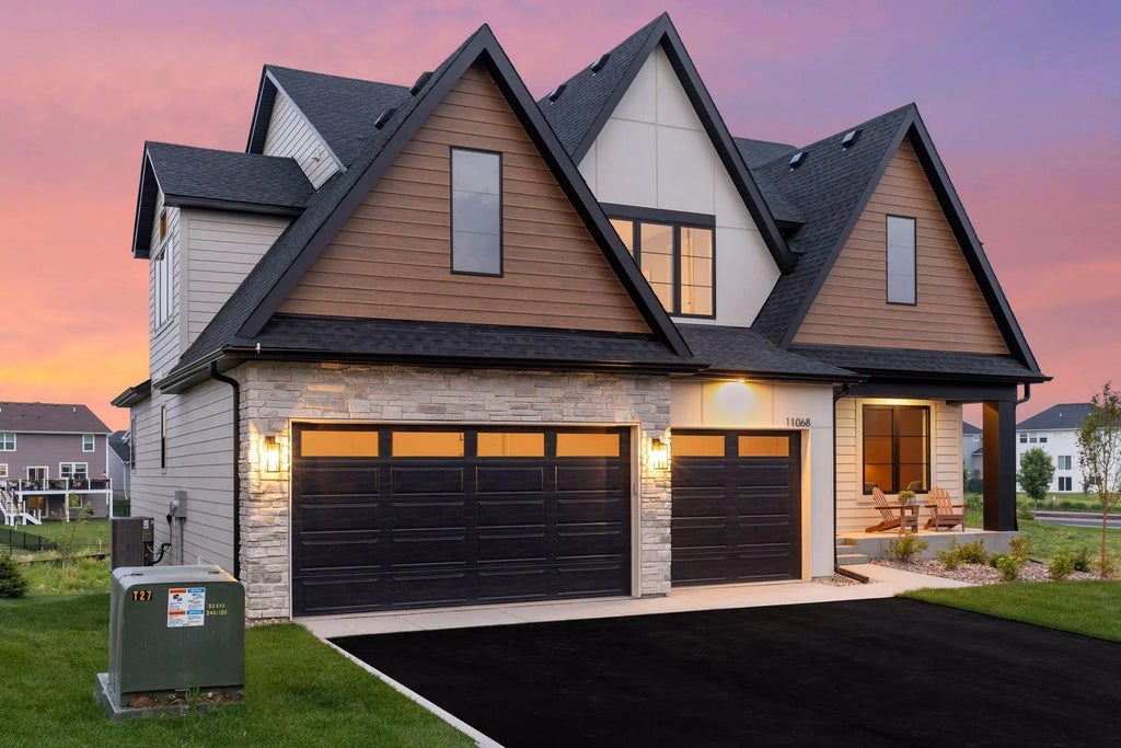 11068 Kingsview N, Dayton