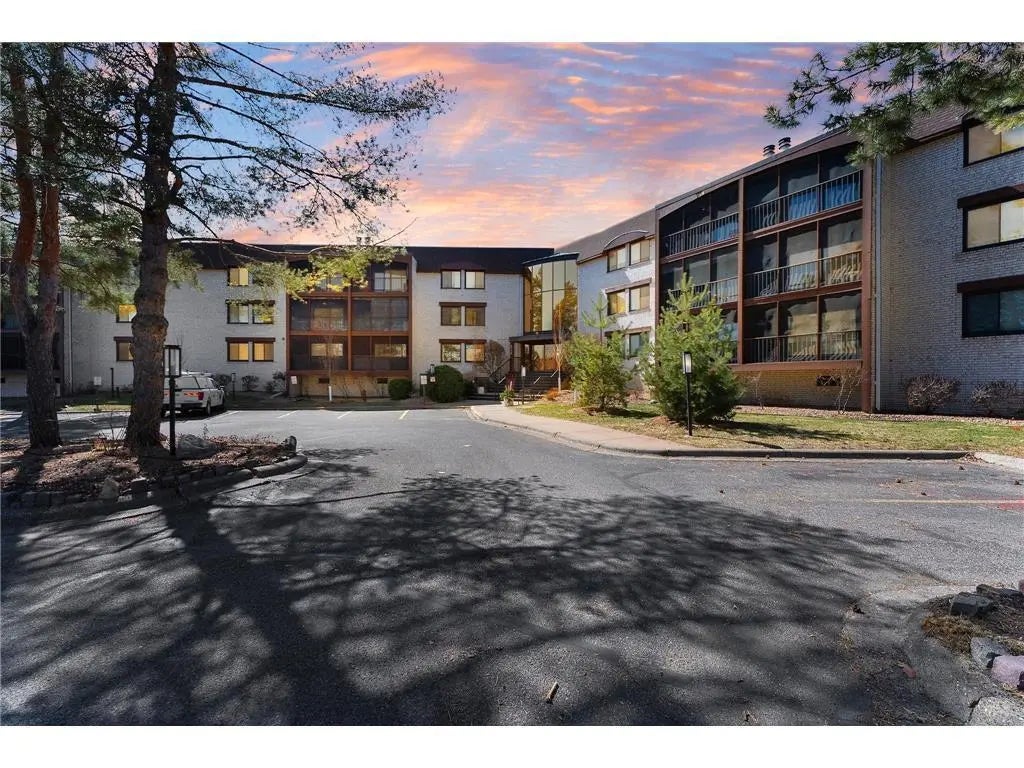 4710 58th Avenue N 219, Crystal