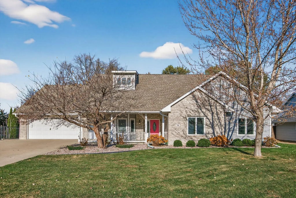 706 Bohlken Drive, Hastings