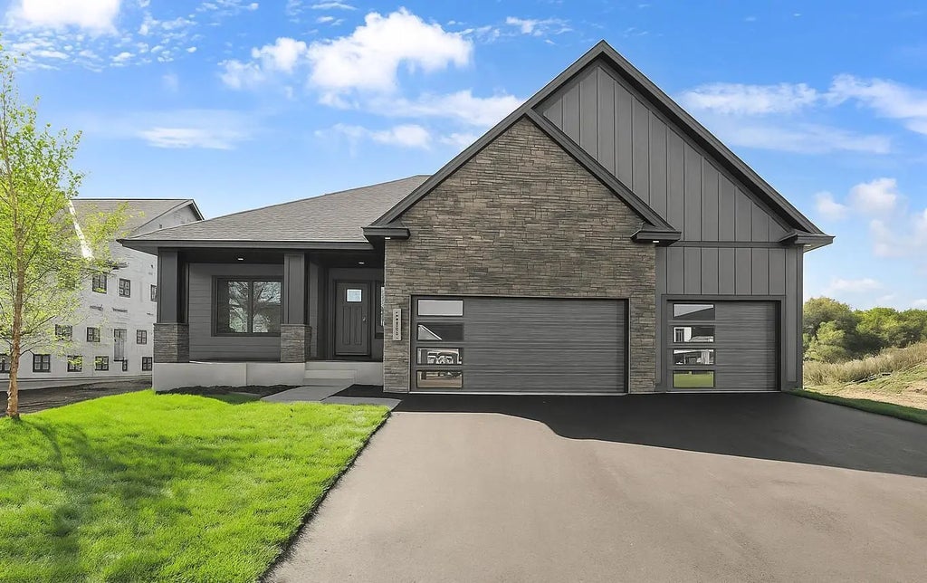 2140 120th Lane Ne, Blaine