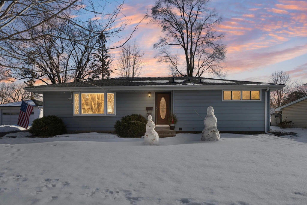 4401 Morris Lane, Bloomington