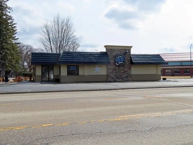 517 Duluth Avenue S, Thief River Falls