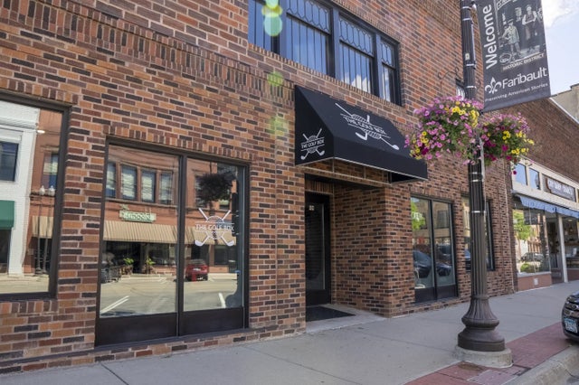 409 Central Avenue N, Faribault