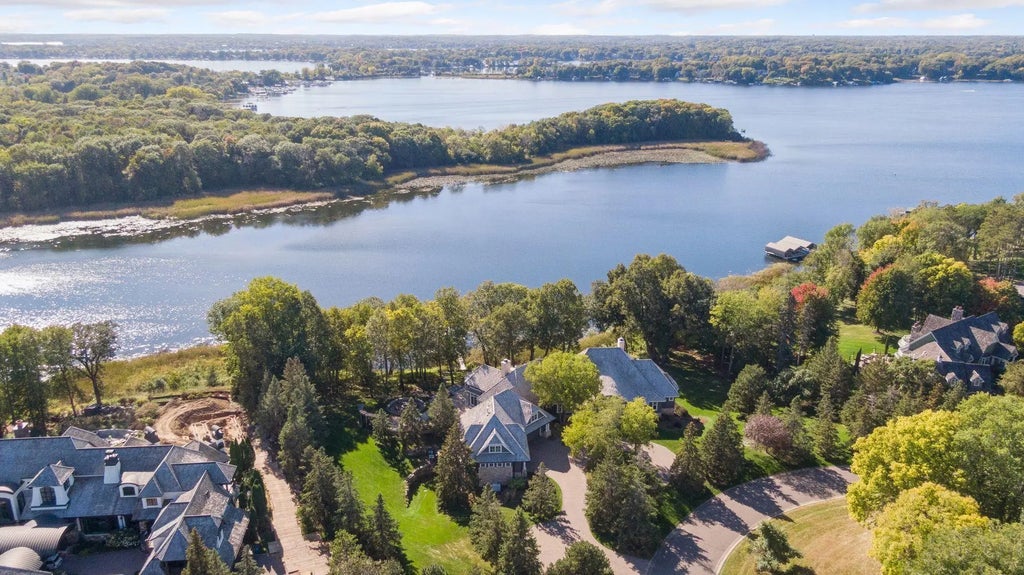 2845 Little Orchard Way, Orono