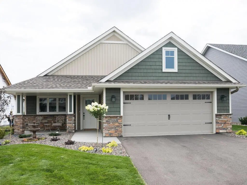 19809 Falk Court N, Forest Lake