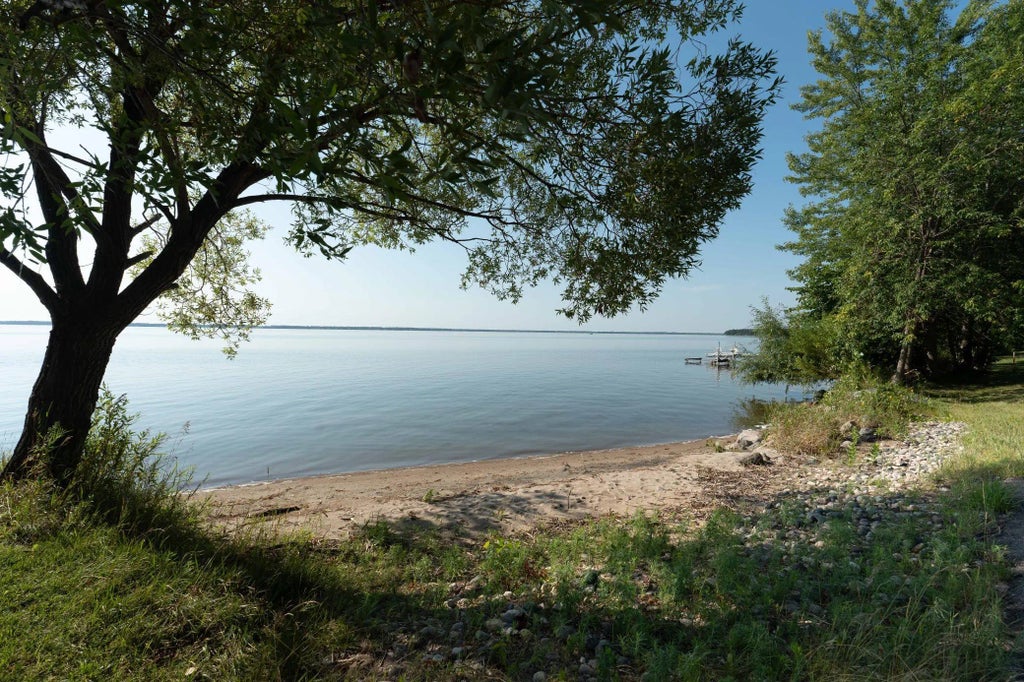 39421 County Highway 1, Richville