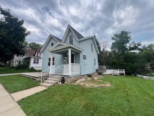 504 2nd Street W, Northfield