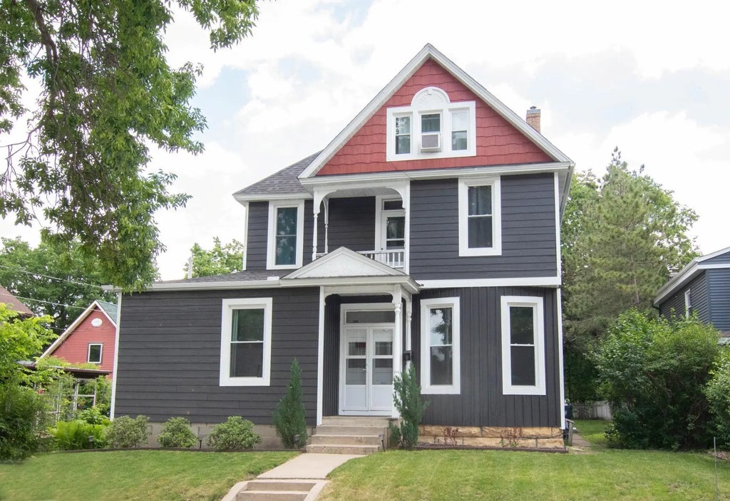 217 Center Street, Mankato