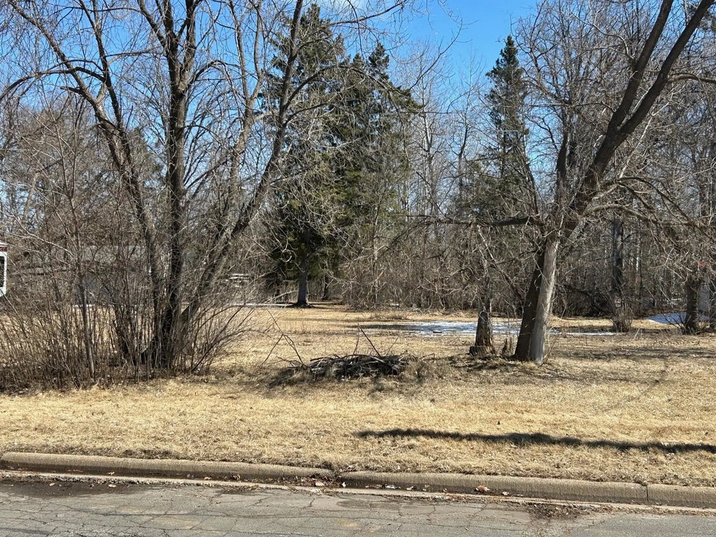 718 Se 4th Avenue, Grand Rapids