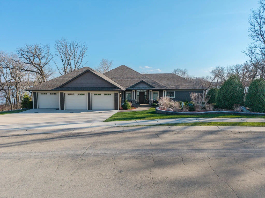 2313 9th Street W, Albert Lea