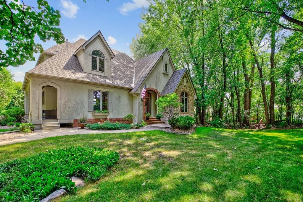 1325 Mineral Spgs Road, Owatonna