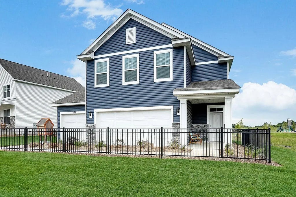 526 Goldenrod Trail, Waconia