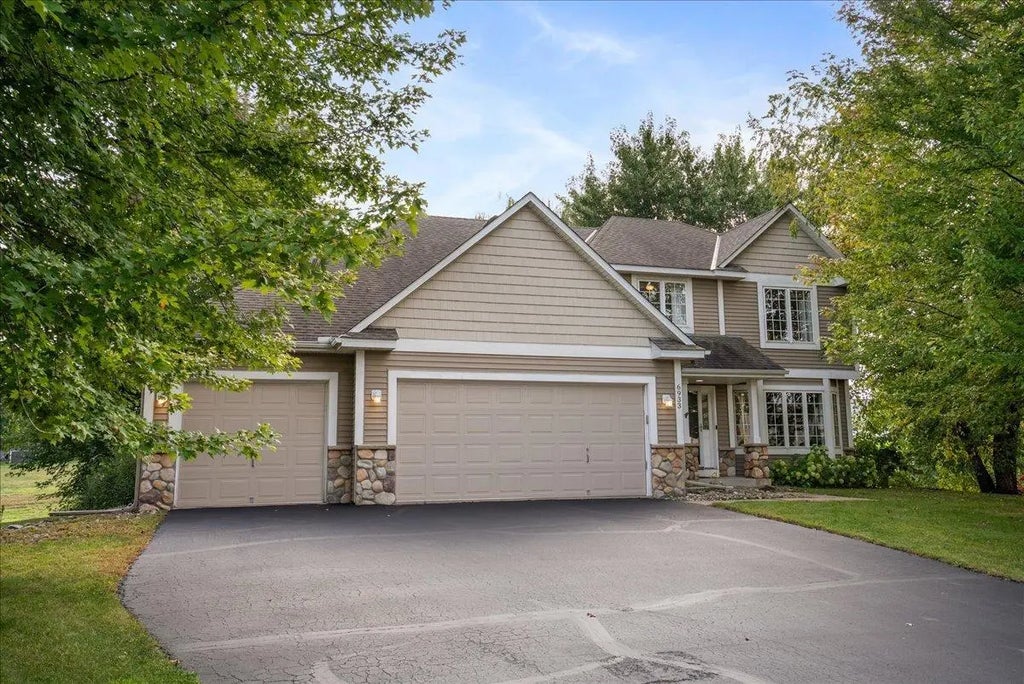 6933 Prairie Court S, Cottage Grove