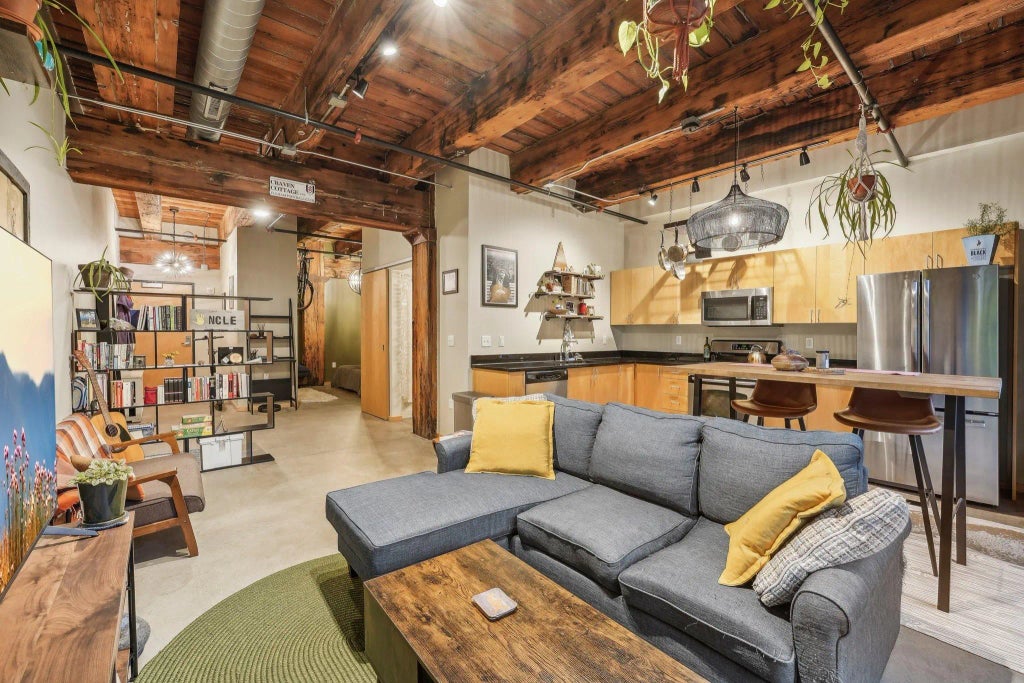 406 Wacouta Street 308, Saint Paul