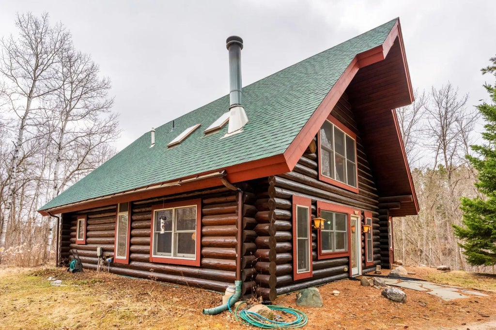 54516 Sandy River Drive, Leonard