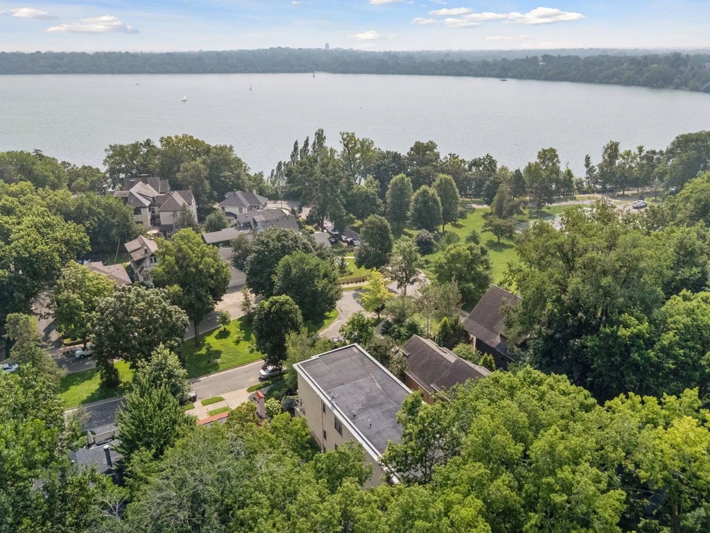 4436 Thomas Avenue S, Minneapolis