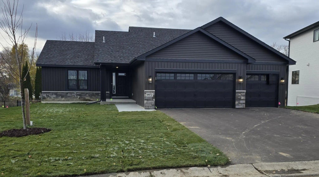 9972 14th Circle Ne, Saint Michael