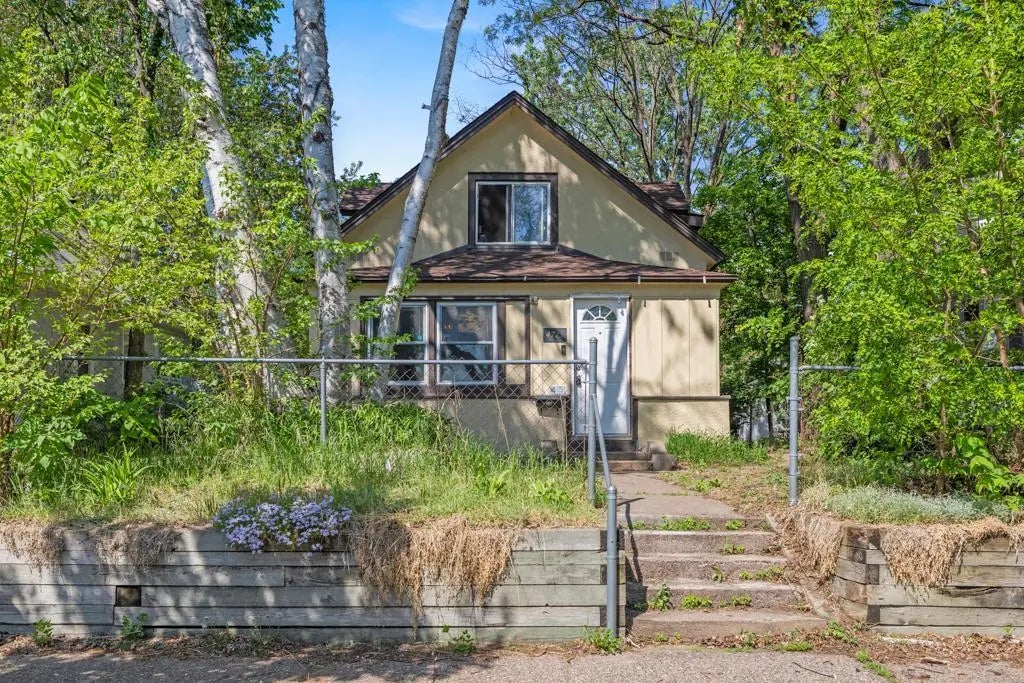 4715 Camden Avenue N, Minneapolis